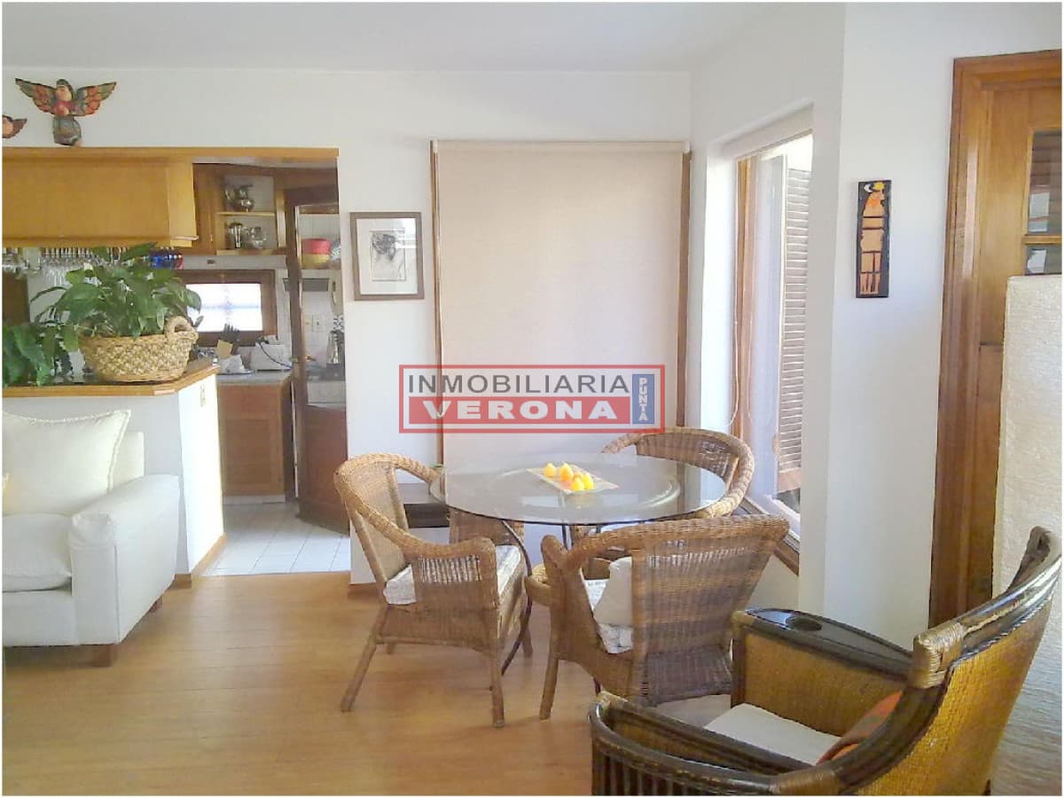 Apartamento en Peninsula, 2 dormitorios *A 200 mts del PUERTO !!!   - Inmobiliaria Verona Punta