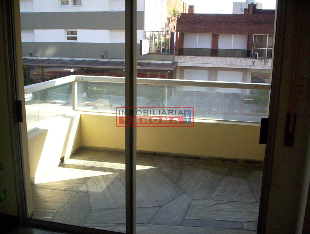 Apartamento en Peninsula, 2 dormitorios * - Inmobiliaria Verona Punta