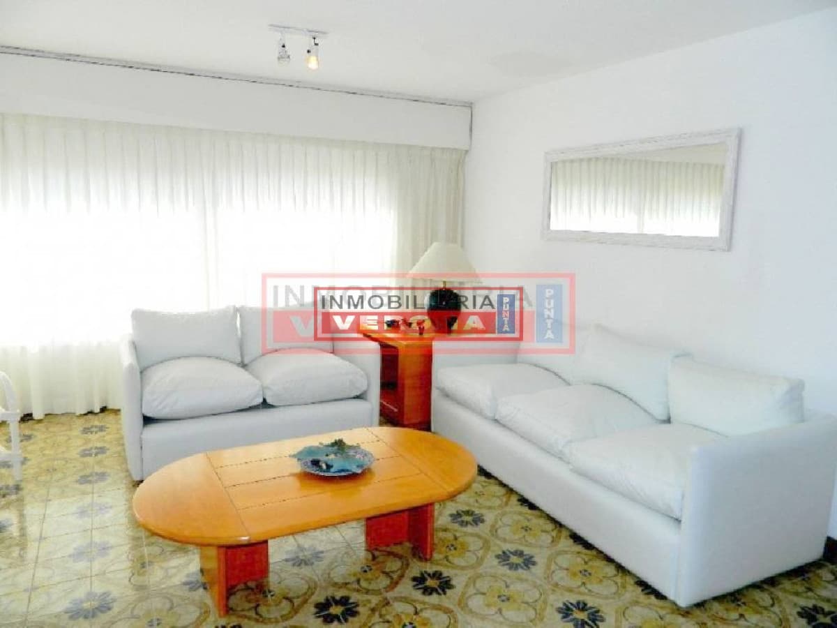 Apartamento en Peninsula, 3 dormitorios * - Inmobiliaria Verona Punta