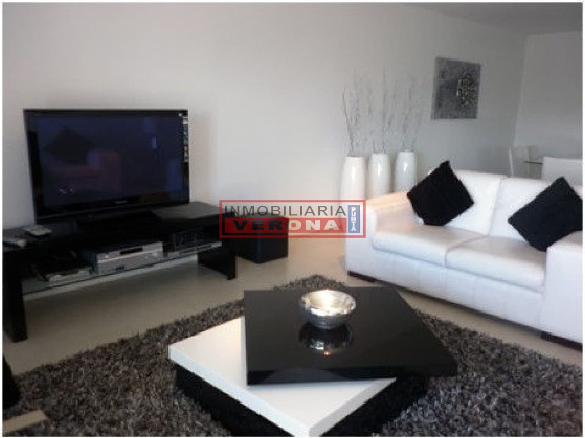 Apartamento en Brava, 3 dormitorios * - Inmobiliaria Verona Punta