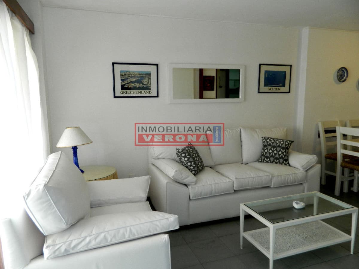 VISTA LATERAL AL PUERTO !!! - Inmobiliaria Verona Punta