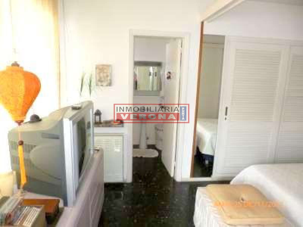 Apartamento en Peninsula, 2 dormitorios * - Inmobiliaria Verona Punta