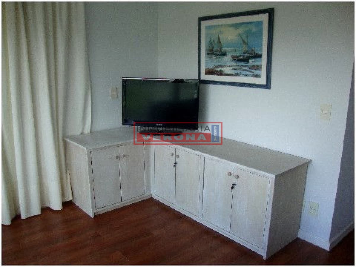Apartamento en Mansa, 2 dormitorios * - Inmobiliaria Verona Punta