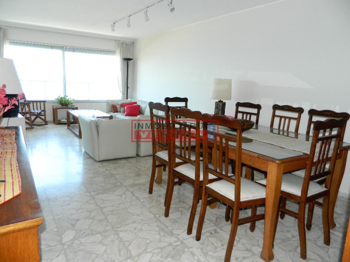 Apartamento en Mansa, 2 dormitorios * - Inmobiliaria Verona Punta