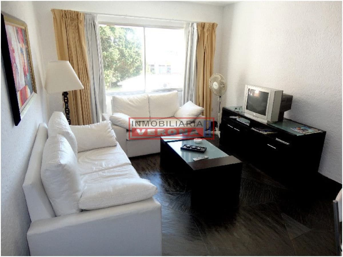 Apartamento en Mansa, 2 dormitorios * - Inmobiliaria Verona Punta