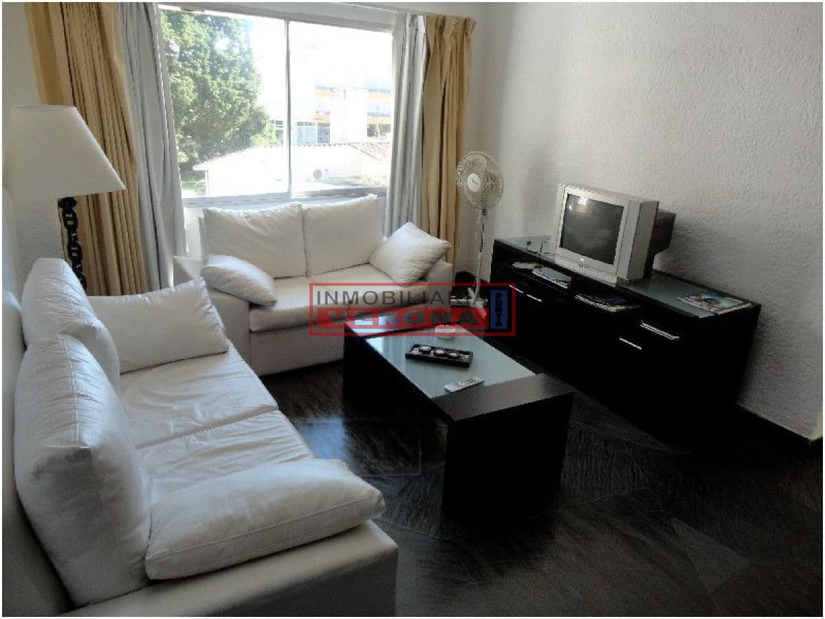 Apartamento en Mansa, 2 dormitorios * - Inmobiliaria Verona Punta