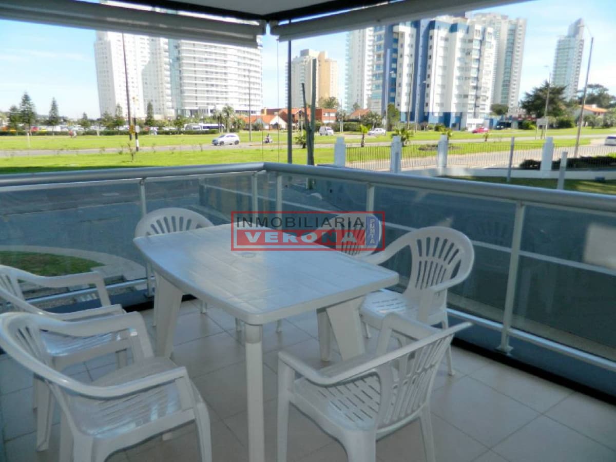TORRE DEL MAR !!! (PDA 3 (Detrás de ENJOY) - Inmobiliaria Verona Punta