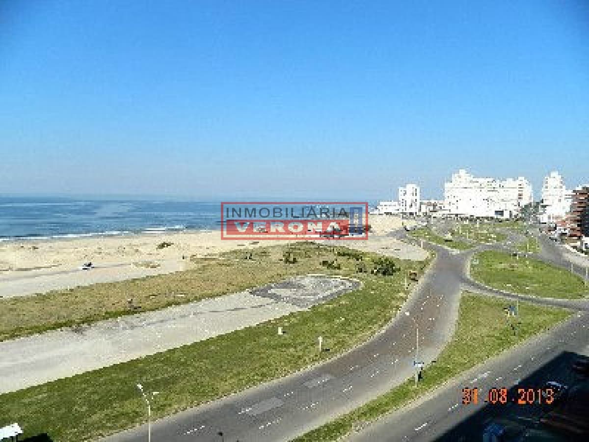 Apartamento en Brava, 2 dormitorios * - Inmobiliaria Verona Punta