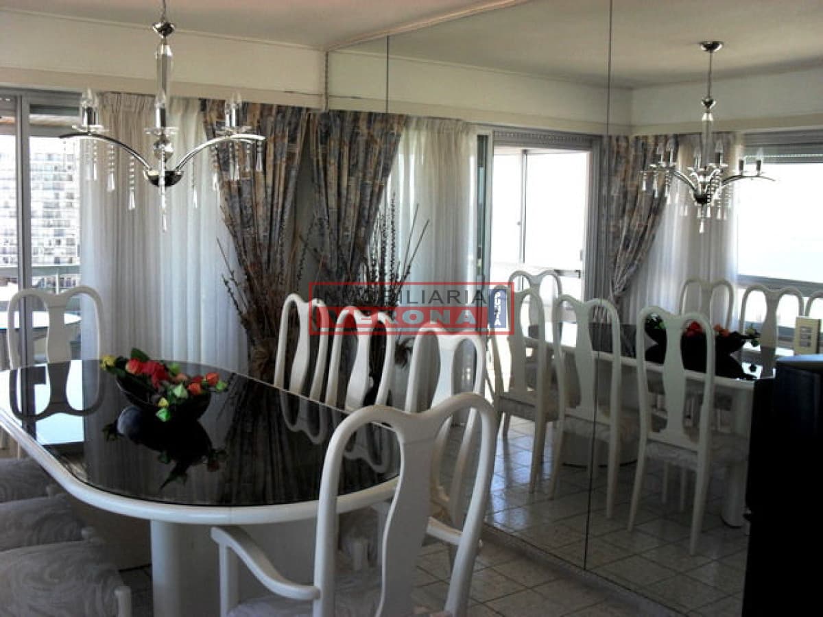 Apartamento en Peninsula, 2 dormitorios * - Inmobiliaria Verona Punta