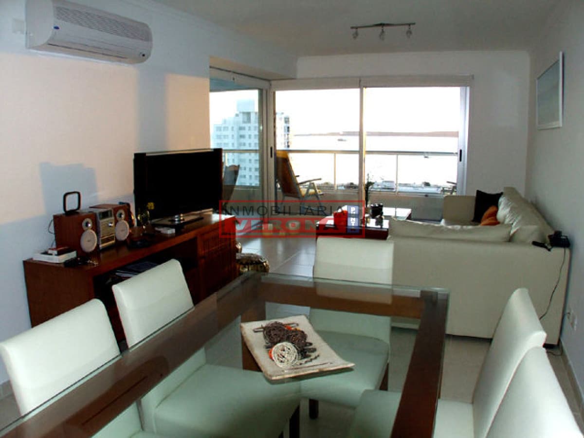 Apartamento en Mansa, 2 dormitorios * - Inmobiliaria Verona Punta