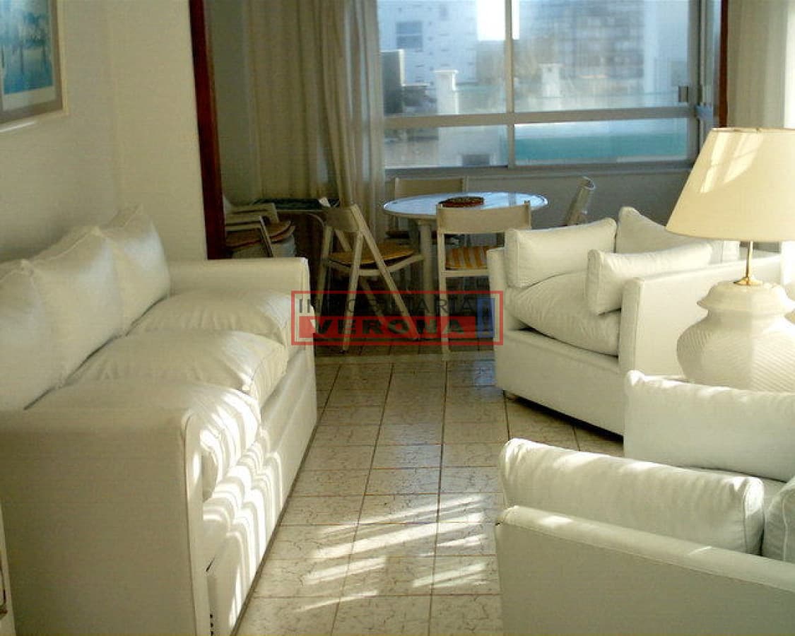 En Torre de Categoría a mts del PUERTO !!! - Inmobiliaria Verona Punta