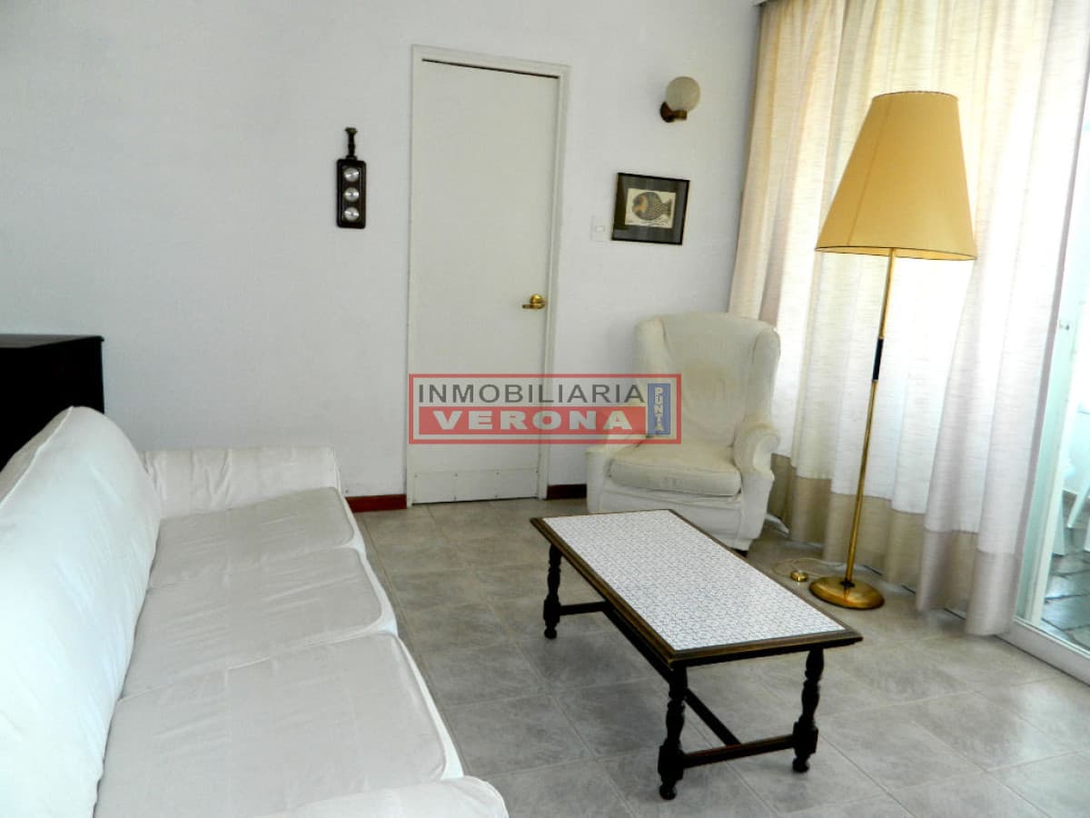 Apartamento en Peninsula, 2 dormitorios * - Inmobiliaria Verona Punta