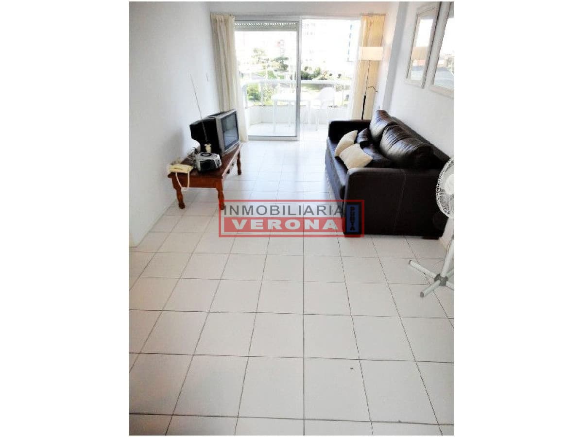 Apartamento en Brava, 1 dormitorios * - Inmobiliaria Verona Punta