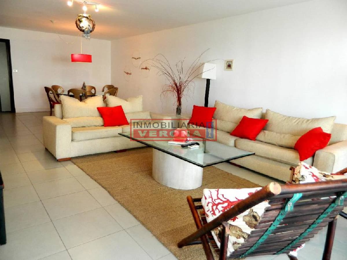 Apartamento en Brava, 3 dormitorios * - Inmobiliaria Verona Punta