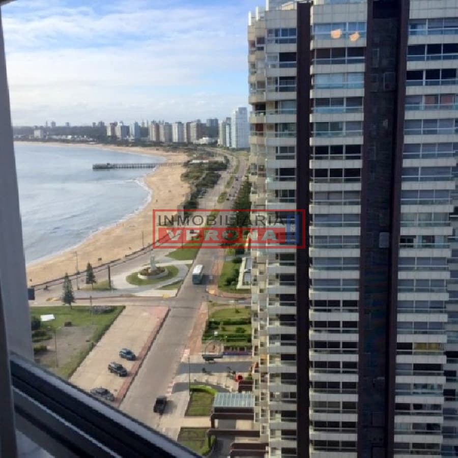 Apartamento en Peninsula, 3 dormitorios * - Inmobiliaria Verona Punta
