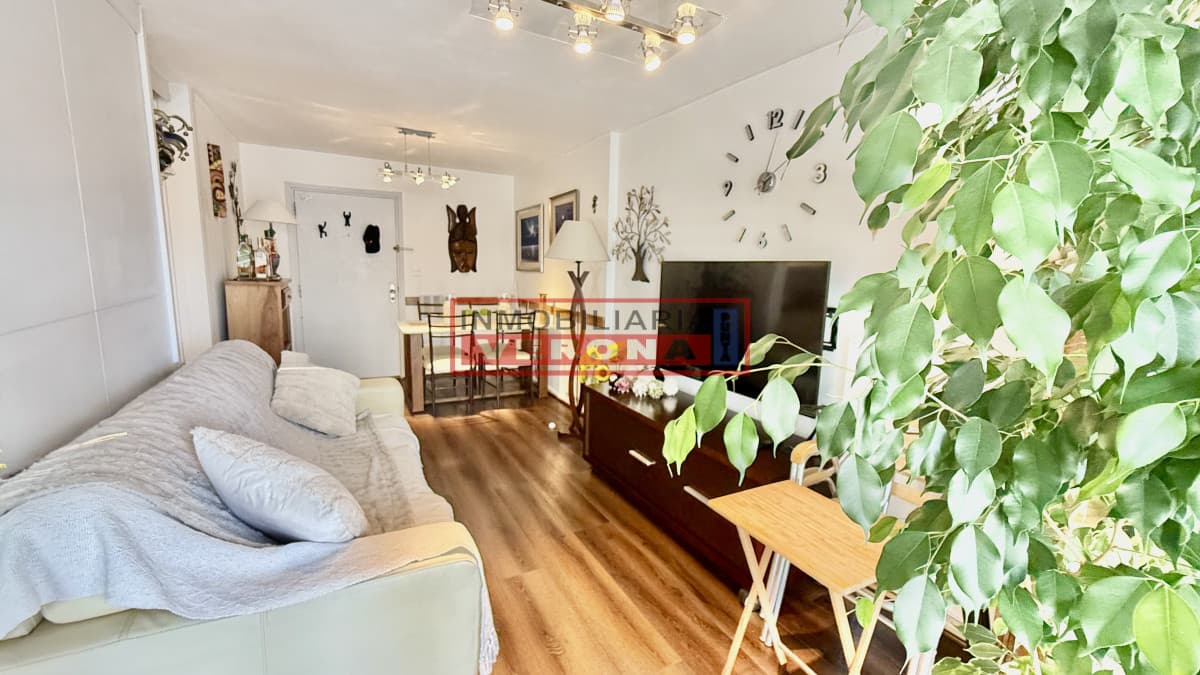 IMPERDIBLE Depto en Península - 1 dormitorio con terraza, vista al Puerto y garaje  - Inmobiliaria Verona Punta