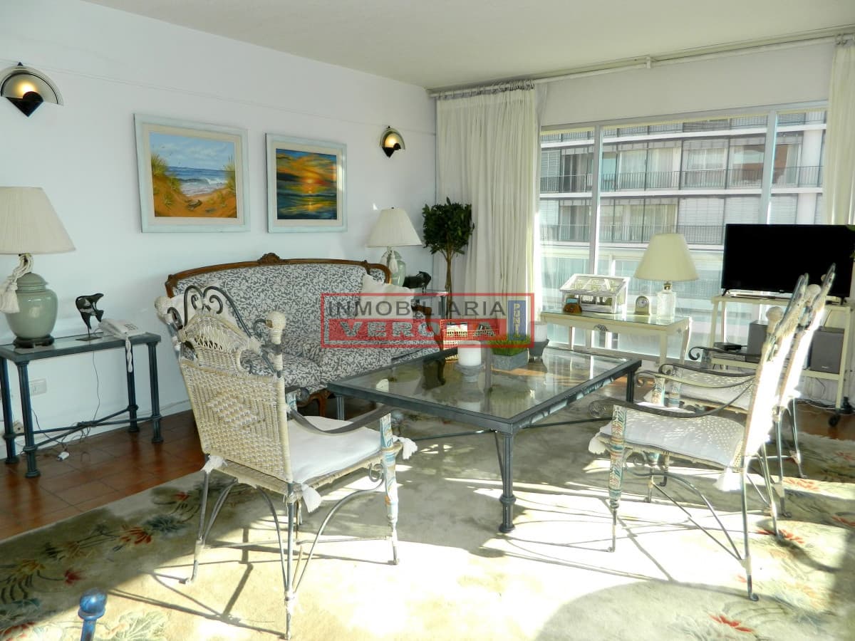 OPORTUNIDAD REBAJADA - IMPECABLE AL PUERTO !!!  - Inmobiliaria Verona Punta