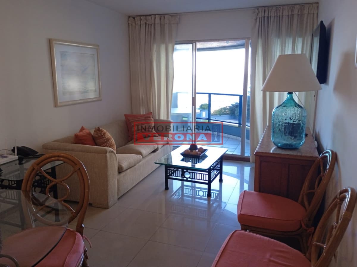Apartamento en venta - 1era línea al Mar en Península - Inmobiliaria Verona Punta