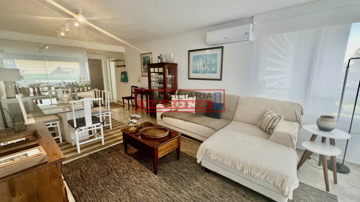 Depto 2 dorms y serv en Villa D´Este - Inmobiliaria Verona Punta
