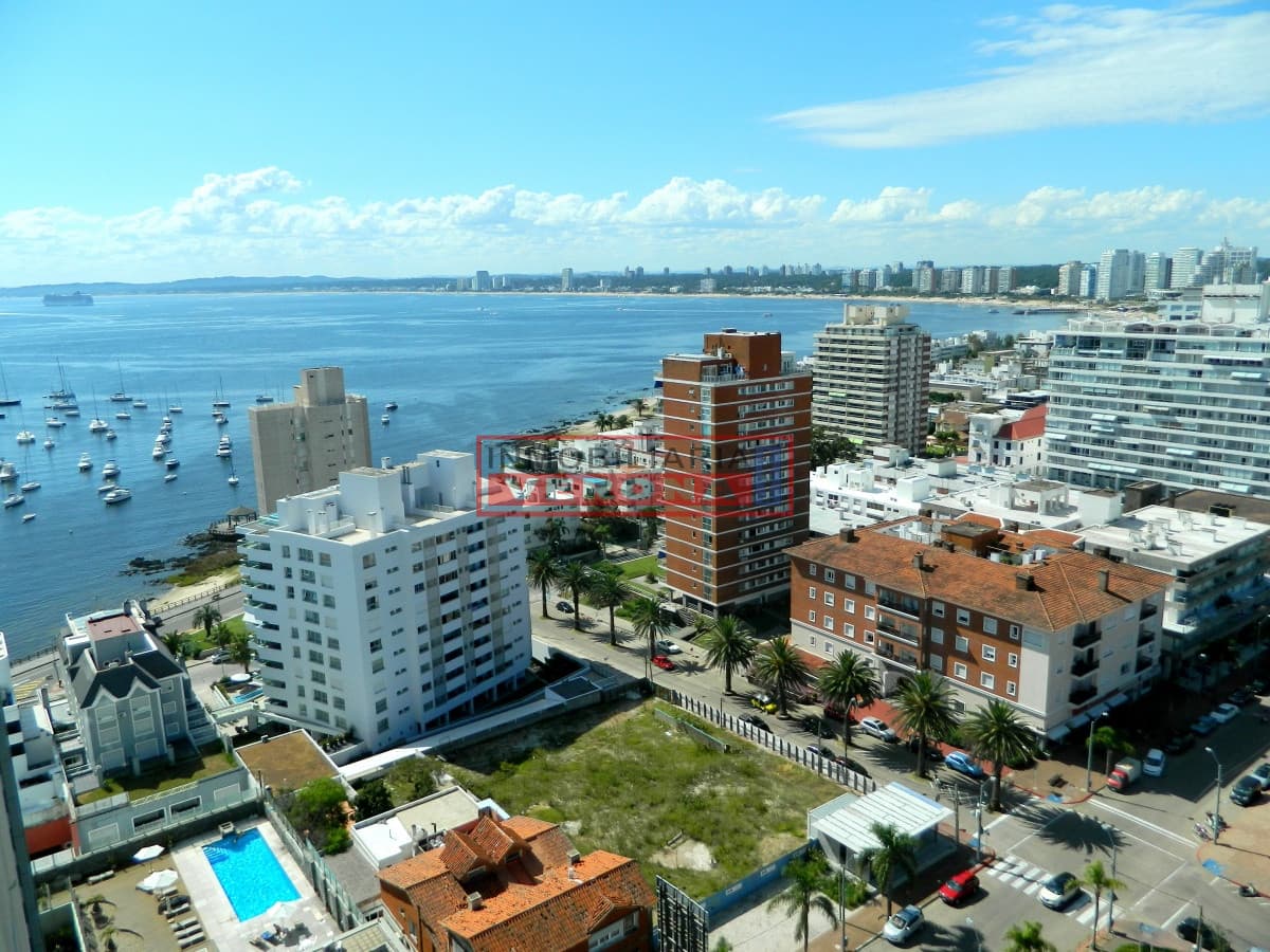 TORRE VERONA - SEMIPISO 180° DE VISTAS - Inmobiliaria Verona Punta