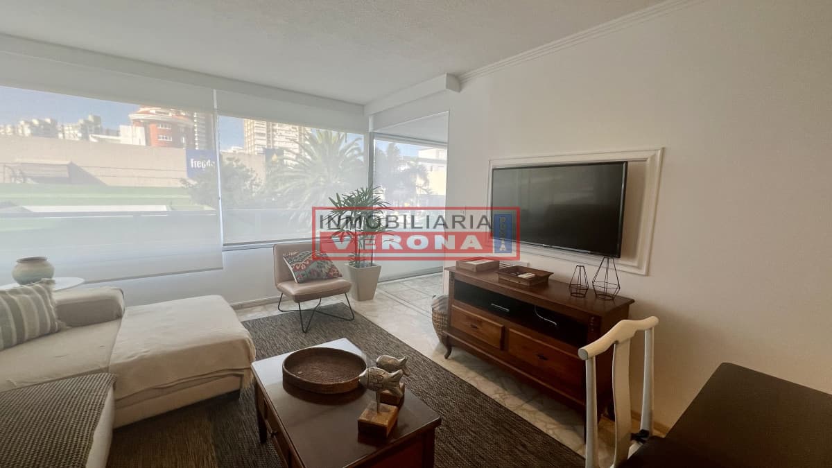 Depto 2 dorms y serv en Villa D´Este - Inmobiliaria Verona Punta