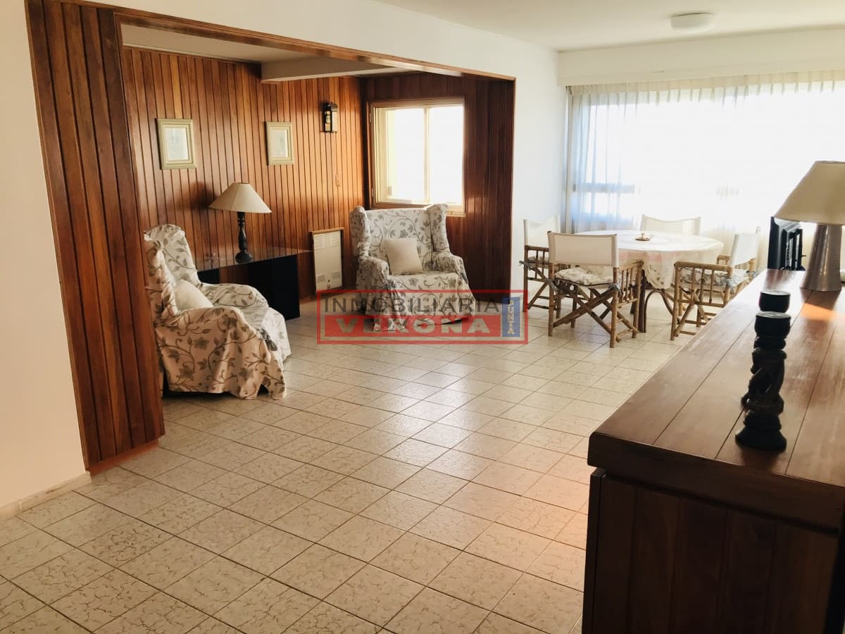 Apartamento en Peninsula, 2 dormitorios * - Inmobiliaria Verona Punta