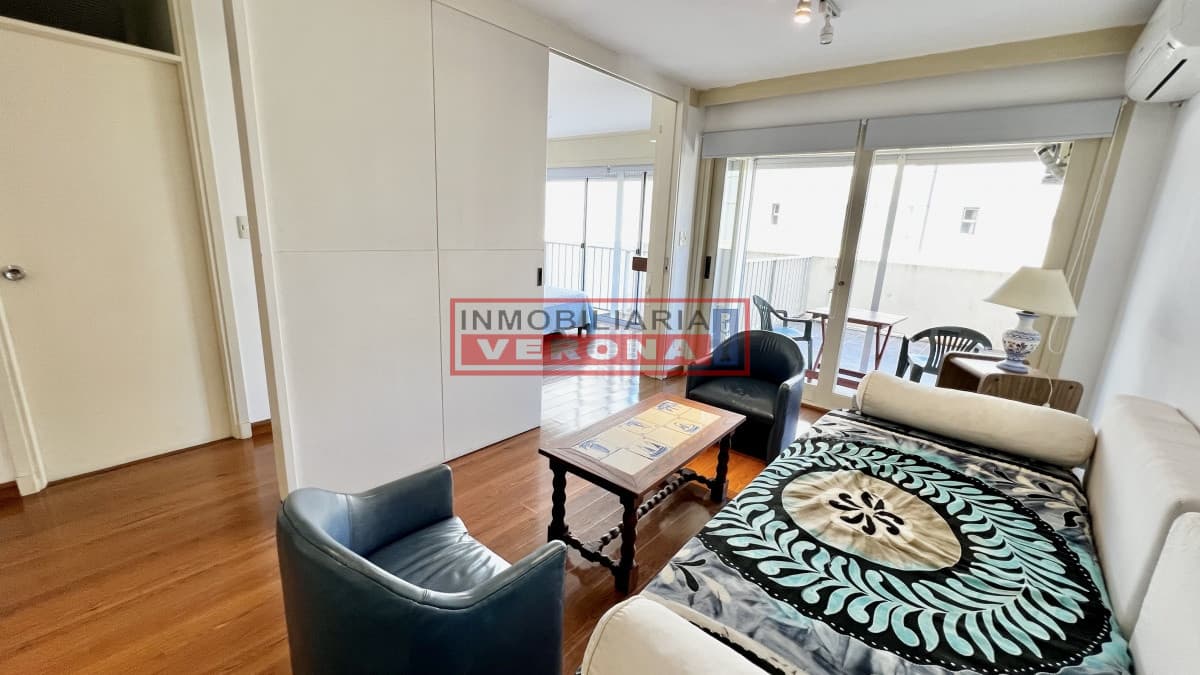 IMPECABLE A MTS DEL PUERTO.-  - Inmobiliaria Verona Punta
