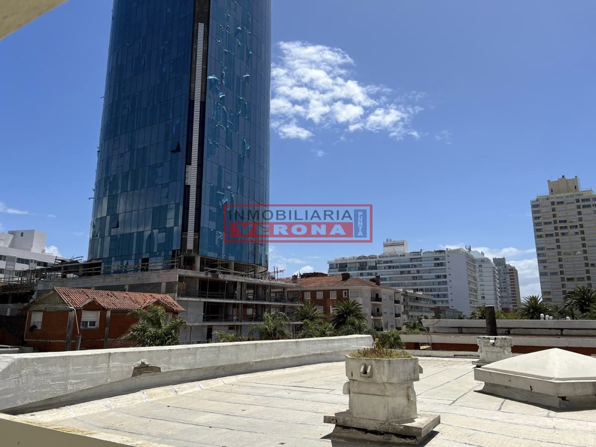 Apartamento en Peninsula, 2 dormitorios * - Inmobiliaria Verona Punta