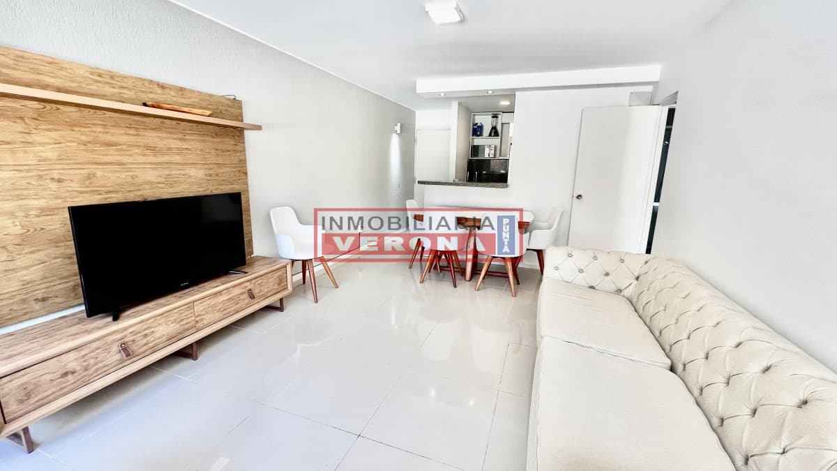 Completamente Reciclado y a mts del PUERTO! - Inmobiliaria Verona Punta