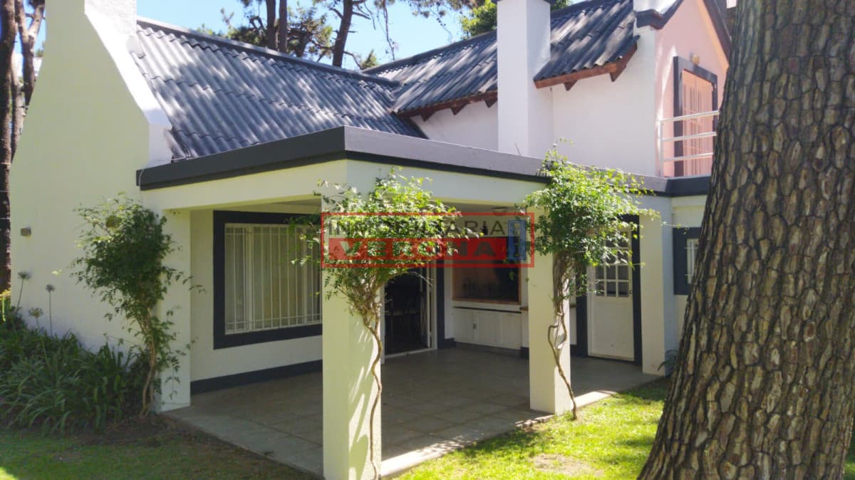 Casa en Brava - Punta del Este - Inmobiliaria Verona Punta