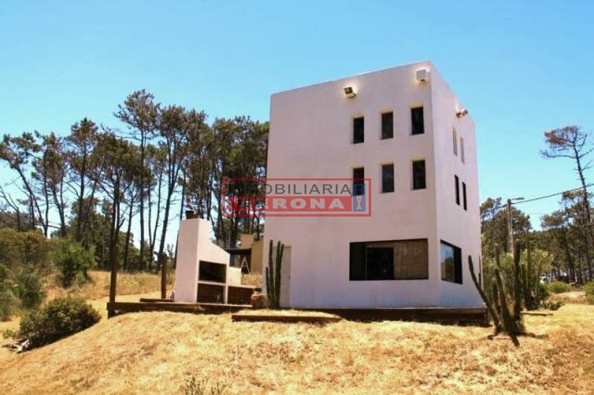 CASA OCEAN PARK - A MTS DEL MAR !!! - Inmobiliaria Verona Punta