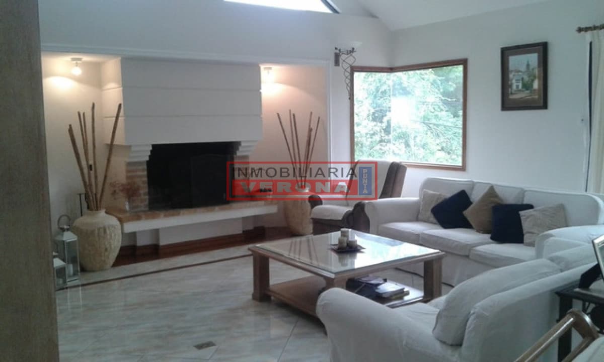 Casa en Zona San Rafael - Inmobiliaria Verona Punta