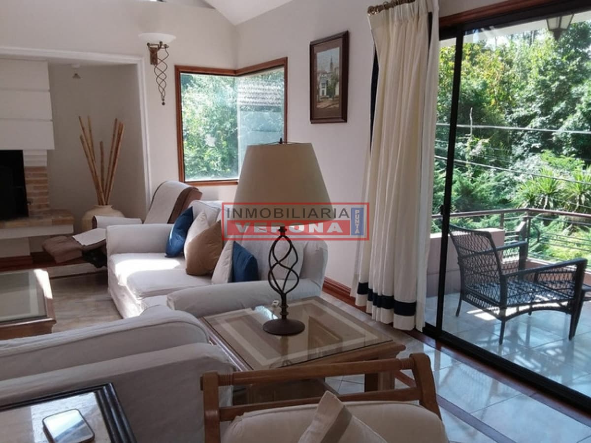 Casa en Zona San Rafael - Inmobiliaria Verona Punta