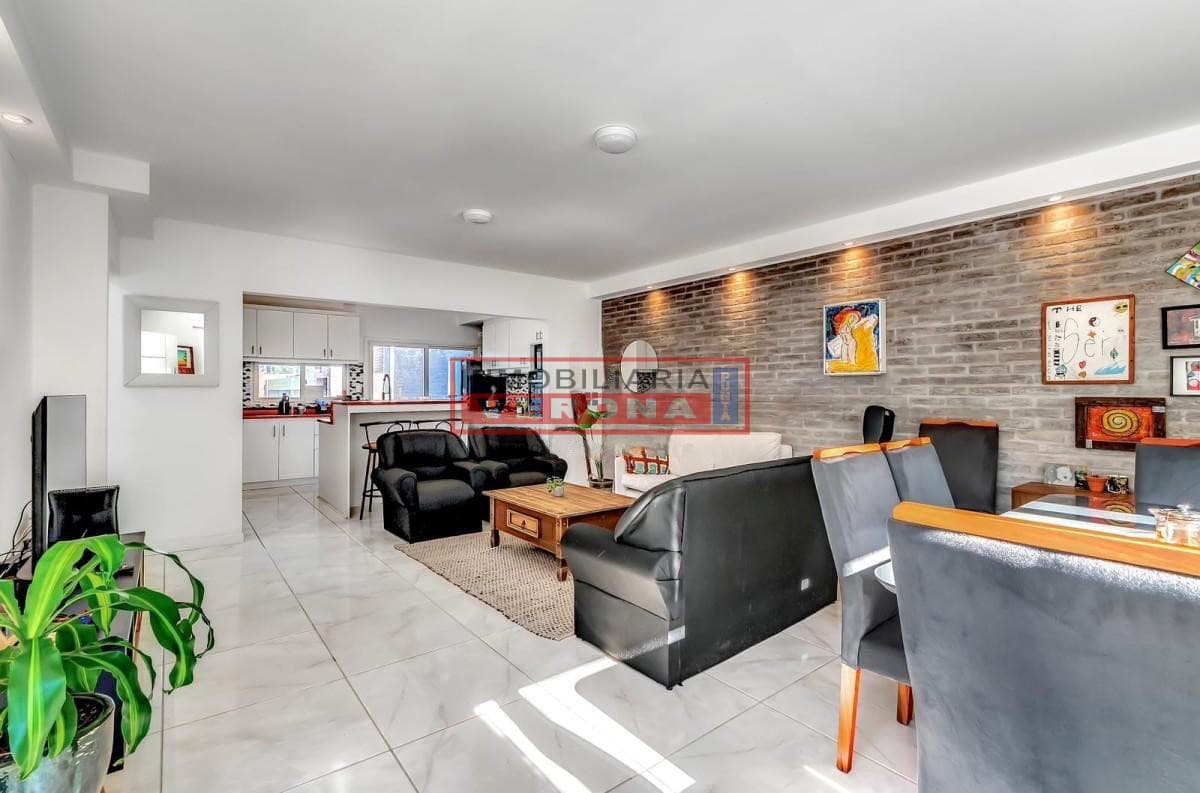 Encantadora casa en parque Burnett - Inmobiliaria Verona Punta