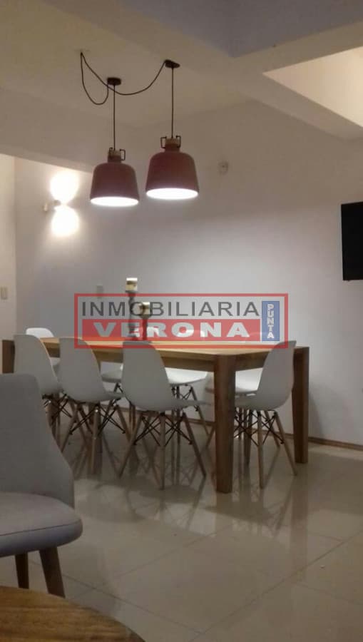 A 2 CUADRAS DE PLAYA BIKINI EN MANANTIALES! - Inmobiliaria Verona Punta
