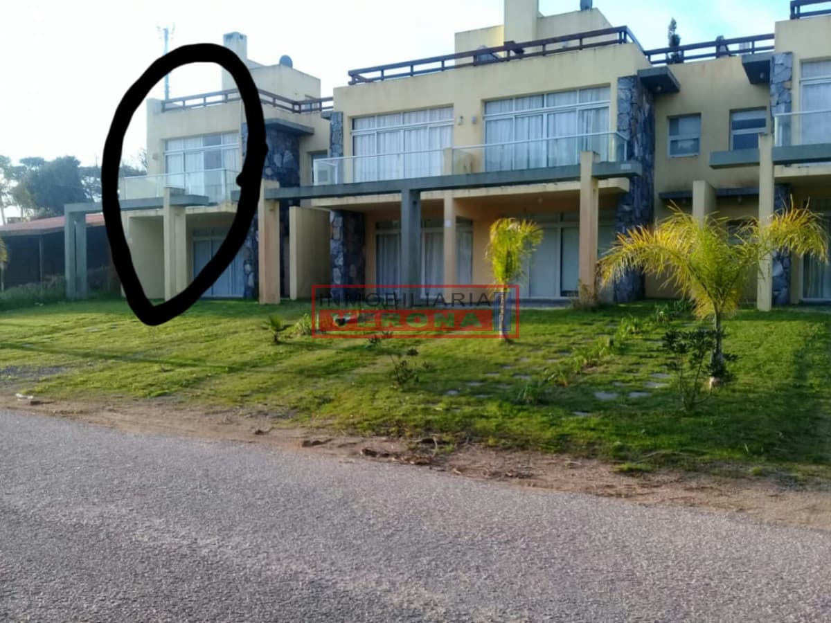 A 2 CUADRAS DE PLAYA BIKINI EN MANANTIALES! - Inmobiliaria Verona Punta