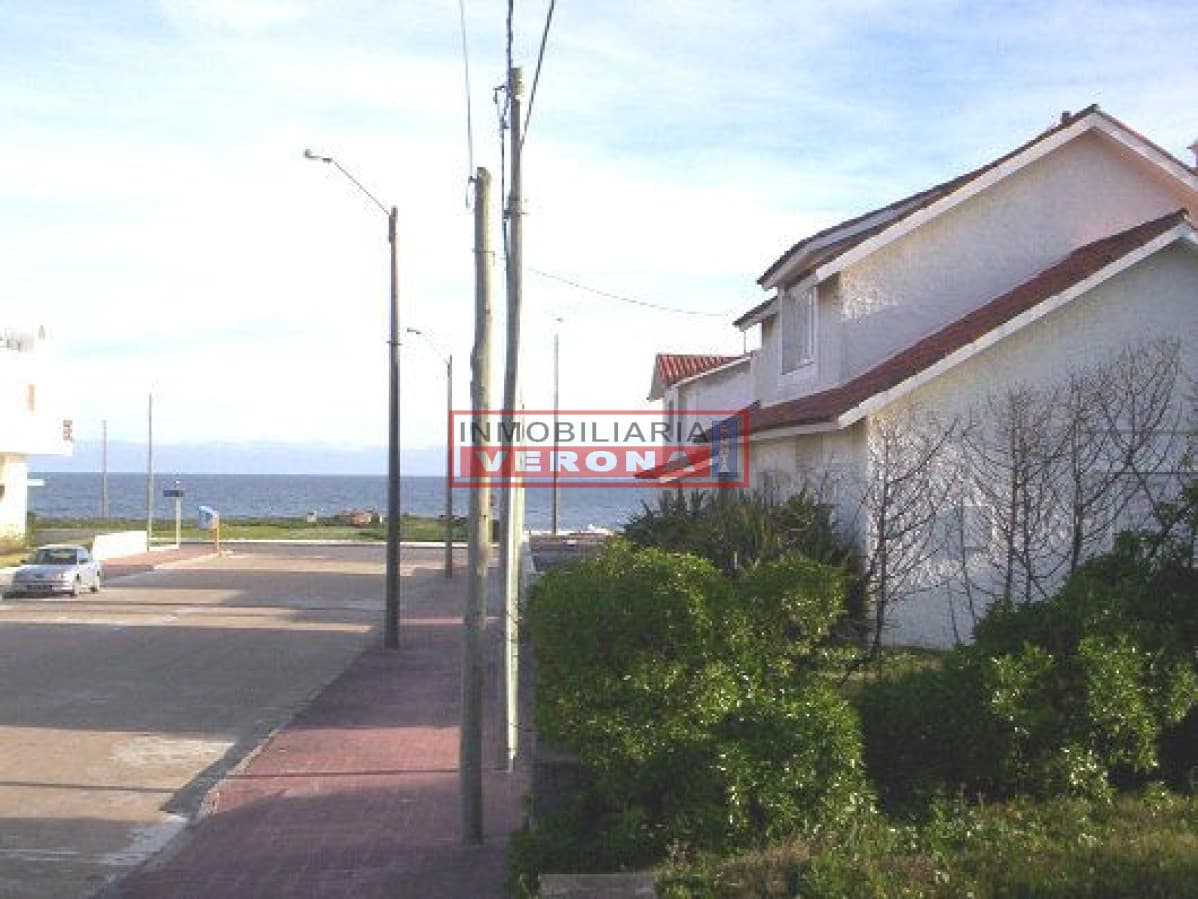 Casa en Peninsula, 3 dormitorios * - Inmobiliaria Verona Punta