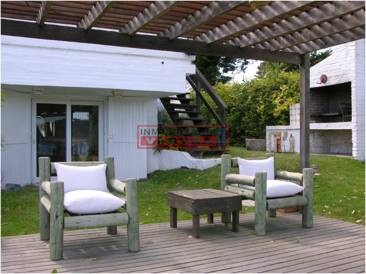 Casa en La Barra, 4 dormitorios * - Inmobiliaria Verona Punta