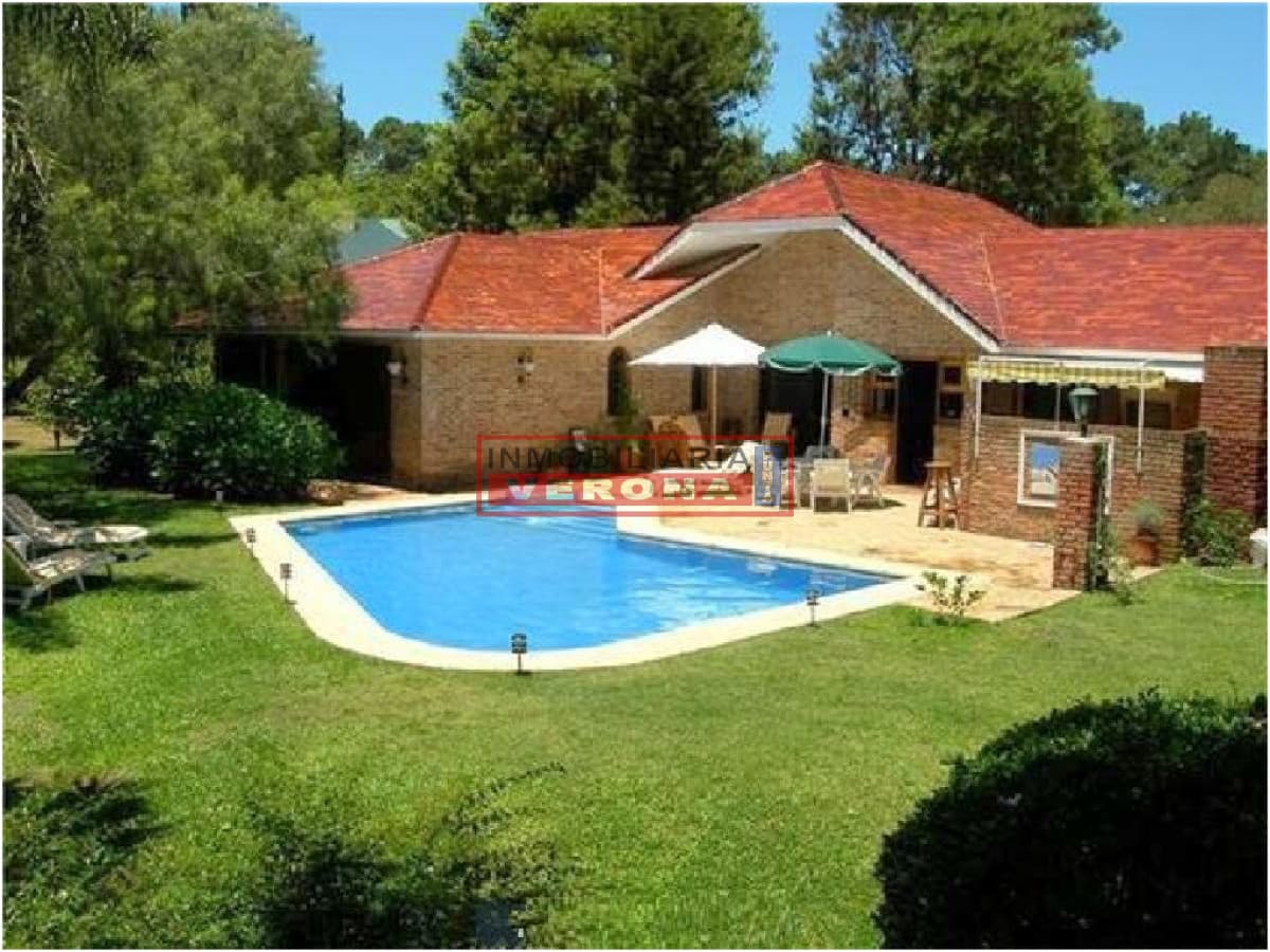Casa en Jardines de Cordoba, 3 dormitorios * - Inmobiliaria Verona Punta