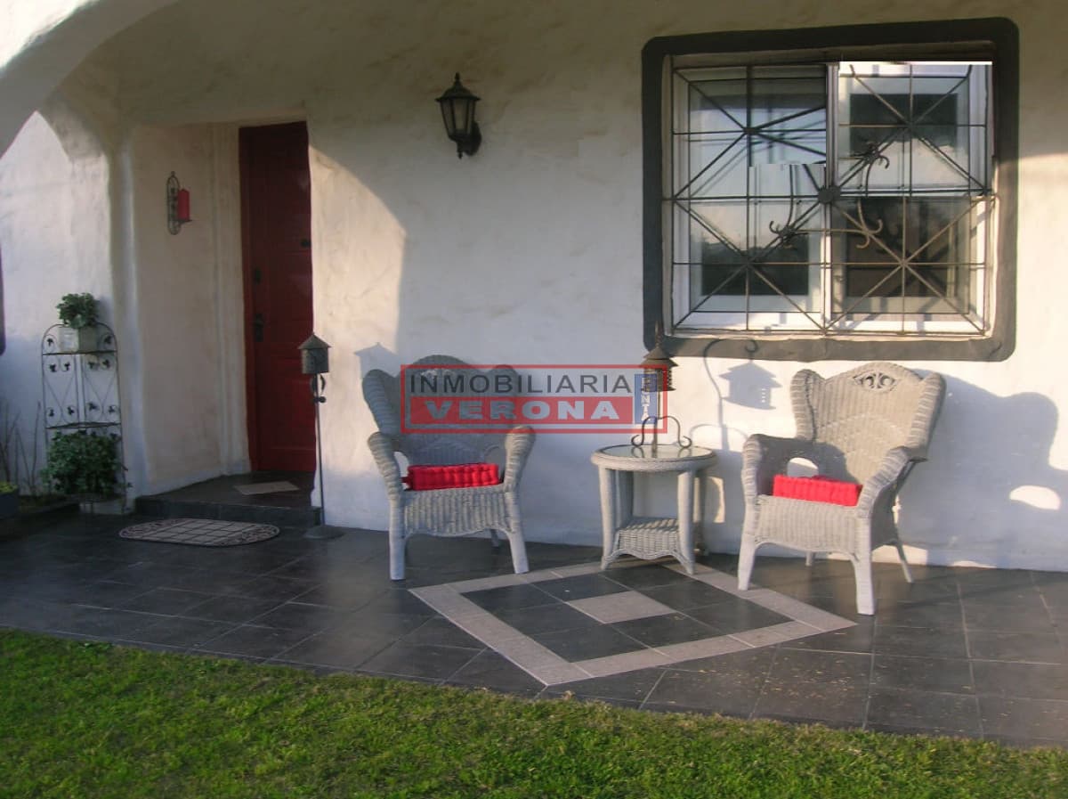 Casa en Brava, 3 dormitorios * - Inmobiliaria Verona Punta