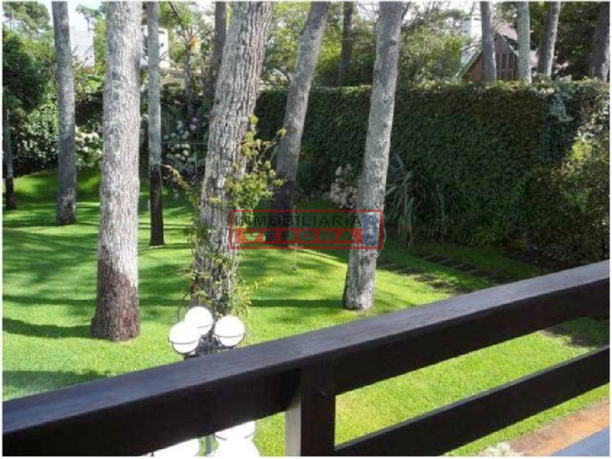 Casa en Mansa, 4 dormitorios * - Inmobiliaria Verona Punta