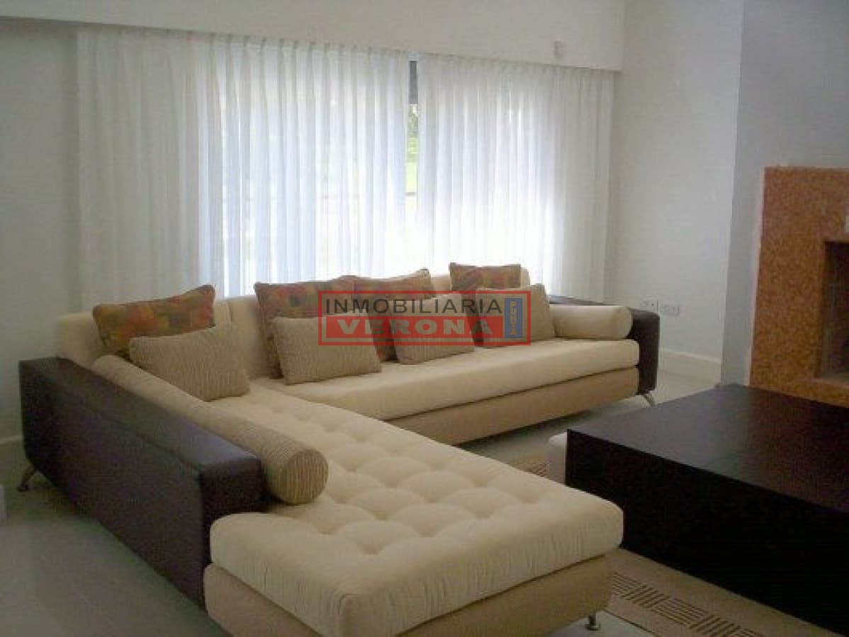 Casa en Beverly Hills, 4 dormitorios * - Inmobiliaria Verona Punta