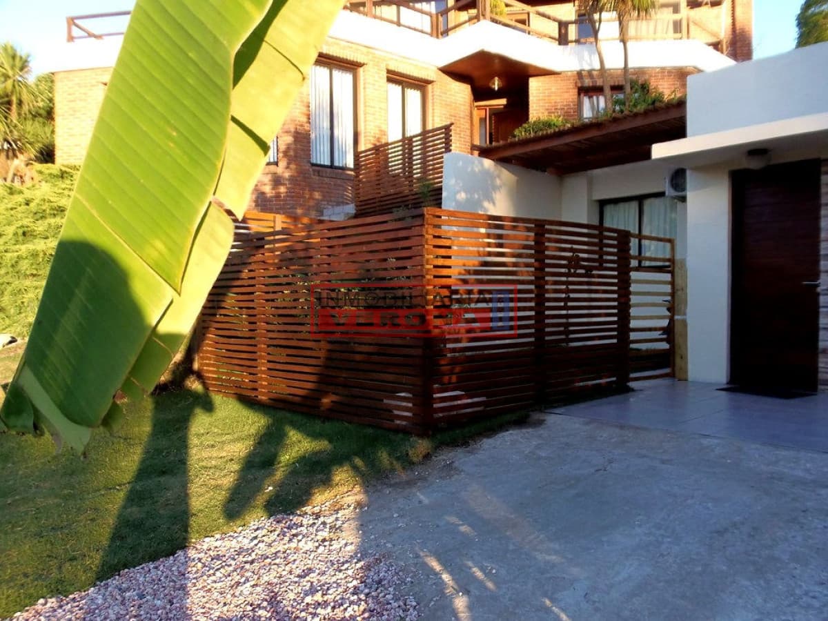 Casa en Las Delicias, 3 dormitorios * - Inmobiliaria Verona Punta