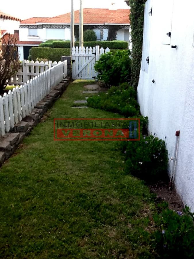 Casa en Peninsula, 4 dormitorios * - Inmobiliaria Verona Punta