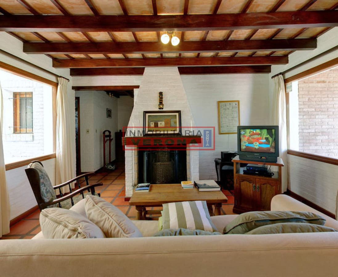 Casa en RincÃ³n del Indio, 2 dormitorios * - Inmobiliaria Verona Punta