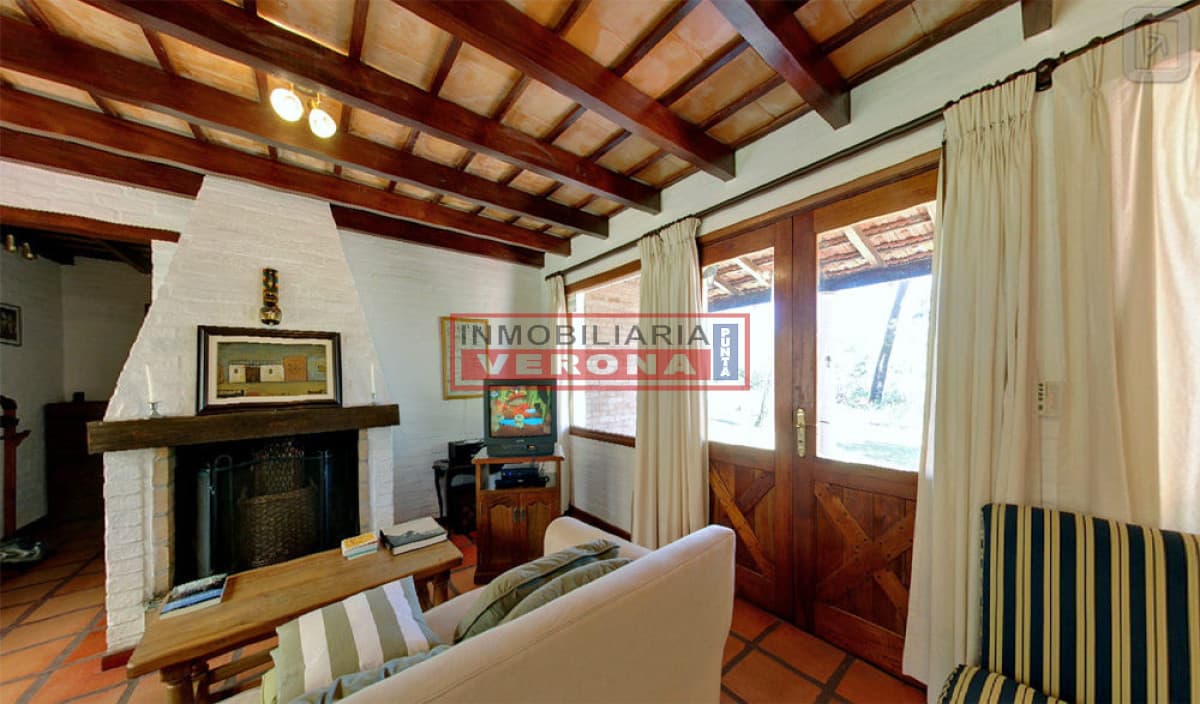 Casa en RincÃ³n del Indio, 2 dormitorios * - Inmobiliaria Verona Punta