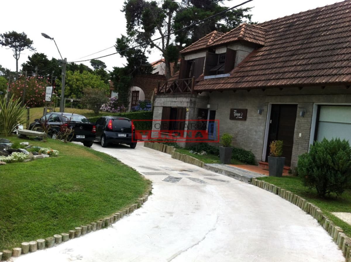 Casa en RincÃ³n del Indio, 3 dormitorios * - Inmobiliaria Verona Punta