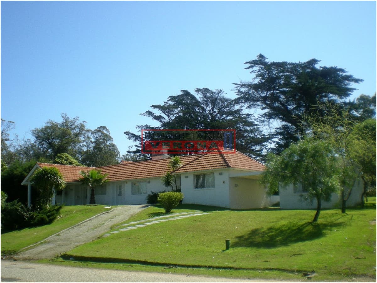 Casa en Golf, 3 dormitorios * - Inmobiliaria Verona Punta