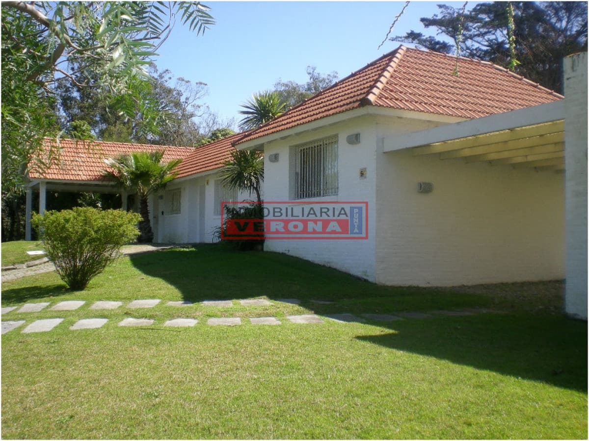 Casa en Golf, 3 dormitorios * - Inmobiliaria Verona Punta
