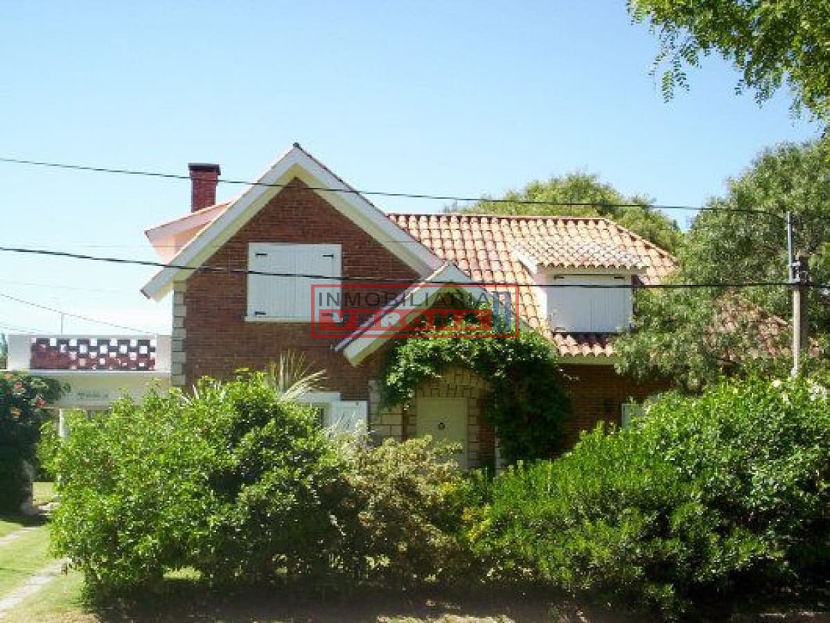 Casa en Mansa, 3 dormitorios * - Inmobiliaria Verona Punta
